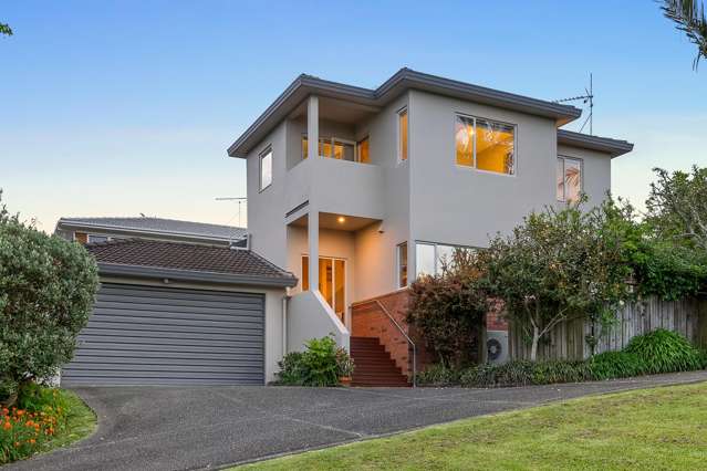 Coastal Waiake Lifestyle Awaits