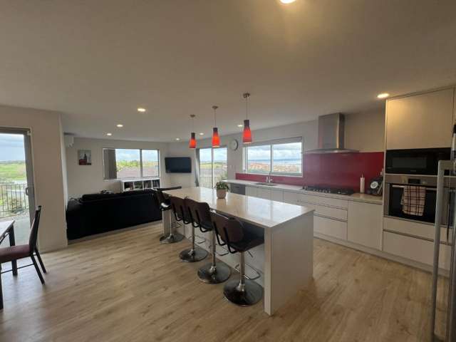 117 Alec Craig Way Gulf Harbour_1