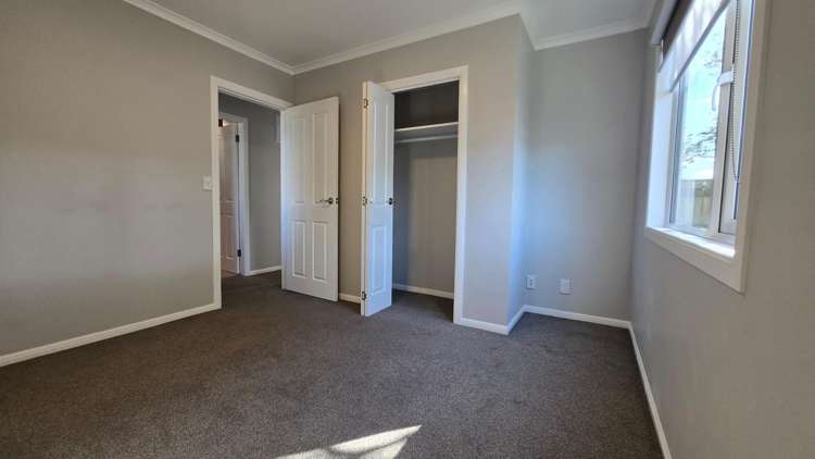  8/31 Tennyson Street Petone_6