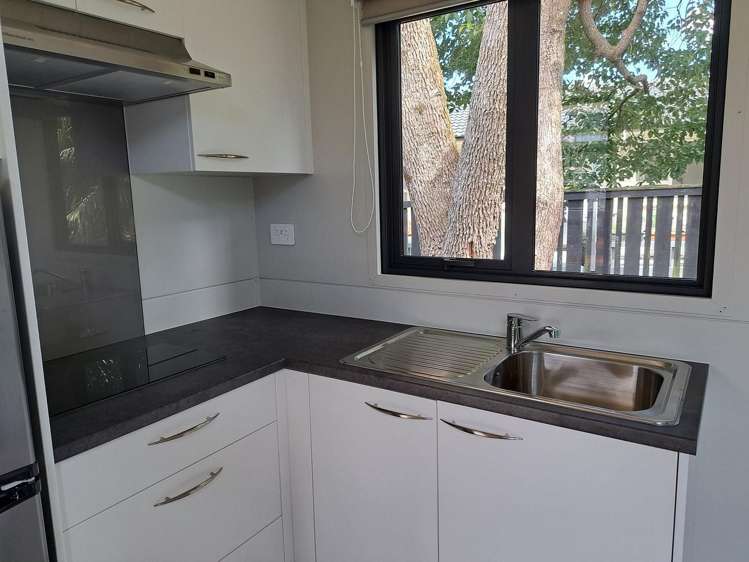 9 Snowden Place Opaheke_11