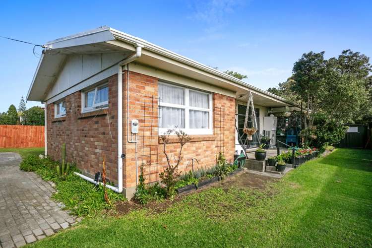 1/66 Seaforth Road Waihi Beach_11