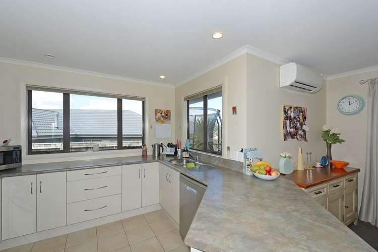 18 Ronald Scott Grove Riverstone Terraces_7