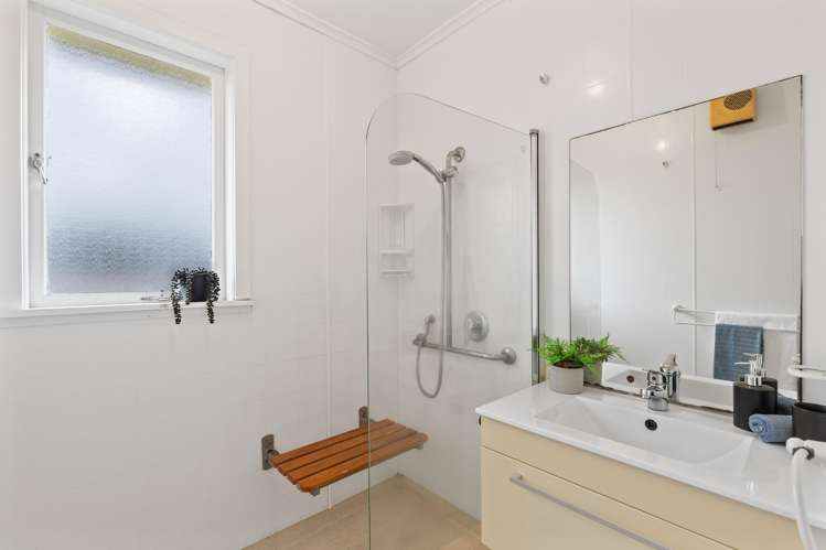 24 Frederick Drive Dinsdale_15