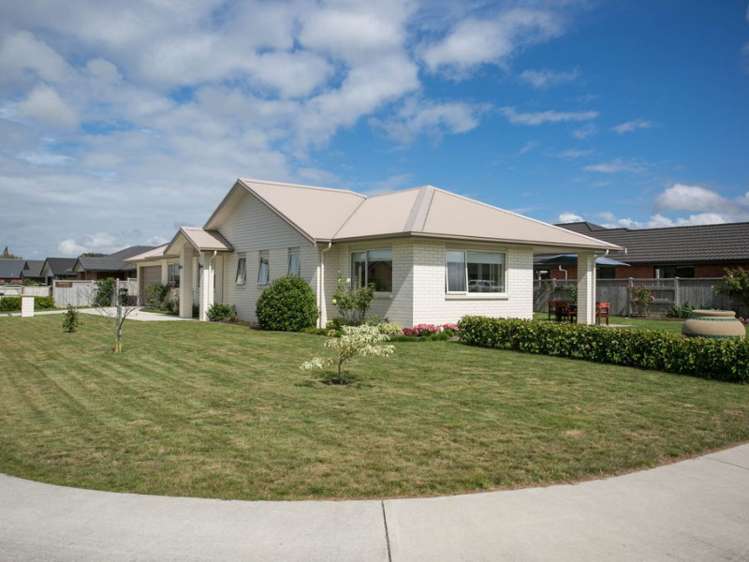 39 West Thompson Street Leamington_19