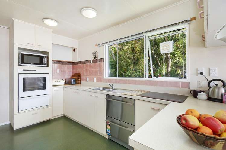 47 Holland Street Wainuiomata_5