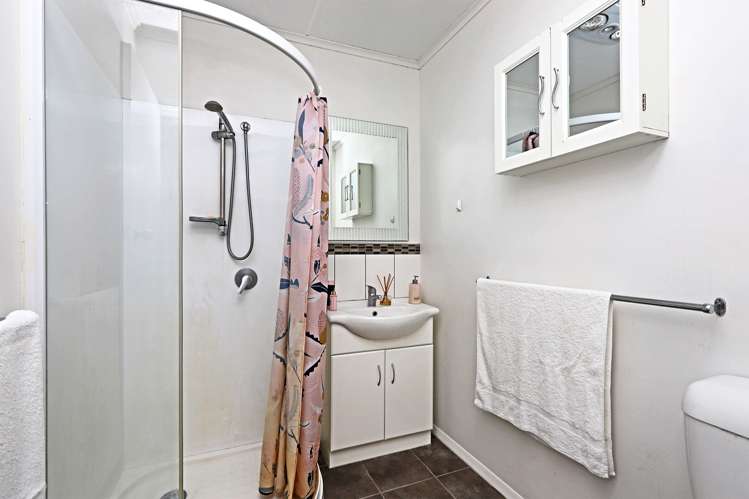 715 Wall Road Raureka_6