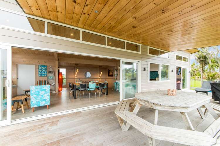 93 Oaia Road Muriwai_23