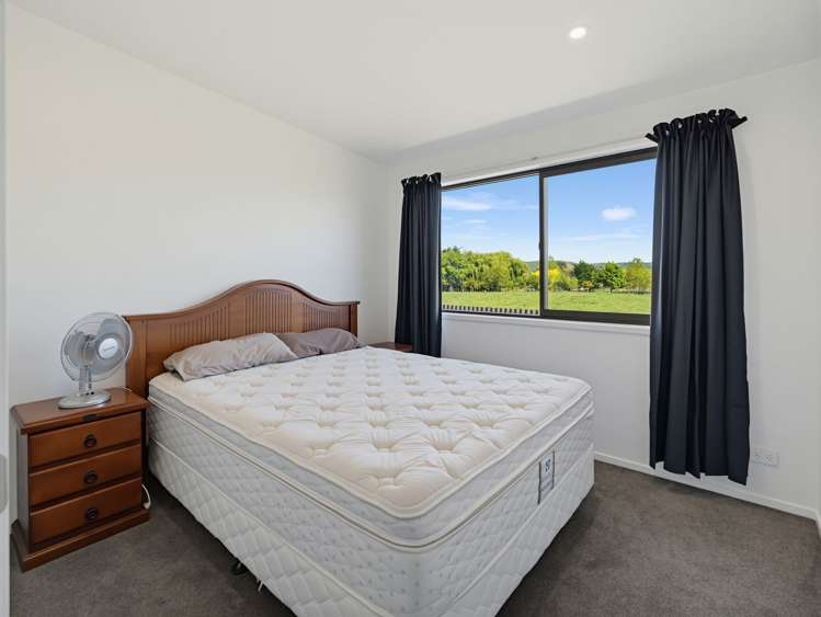 84 Racecourse Road Waipukurau_24