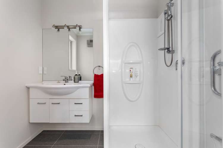 26 Omega Place Coastlands_10