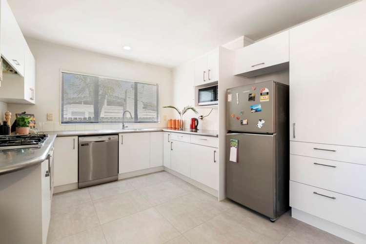 2/49 Selwyn Crescent Forrest Hill_8