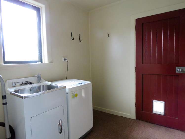 7 Main Street Reefton_15