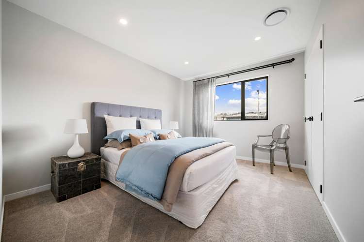 2 Hanikura Street Long Bay_30