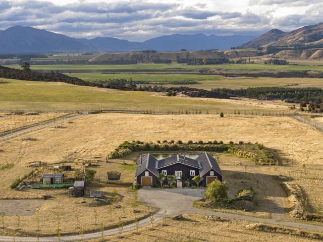 Exceptional Lifestyle Block Near Wanaka