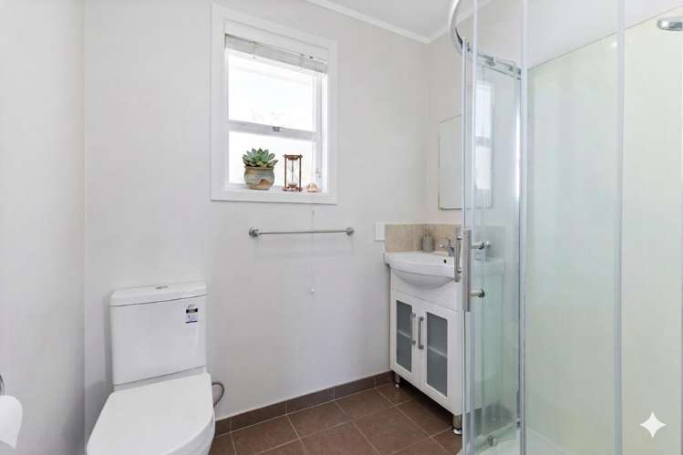 64 Colwill Road Massey_9