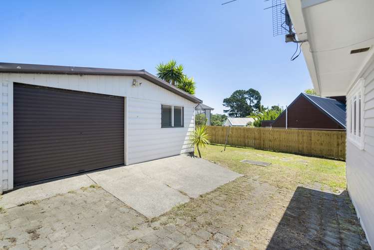 16 Armagh Road Blockhouse Bay_17