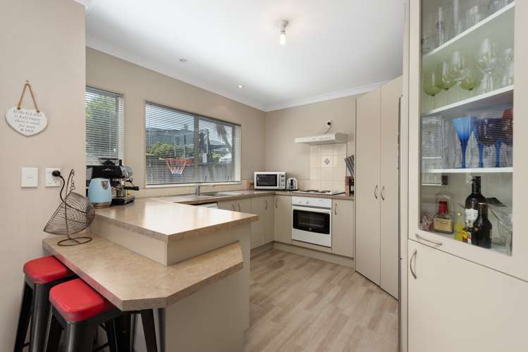 2 Lysaght Place Welcome Bay_6