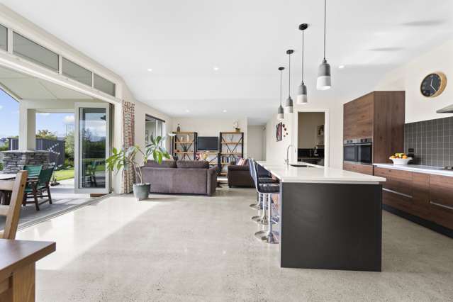 13 Alan Livingston Drive Cambridge_1