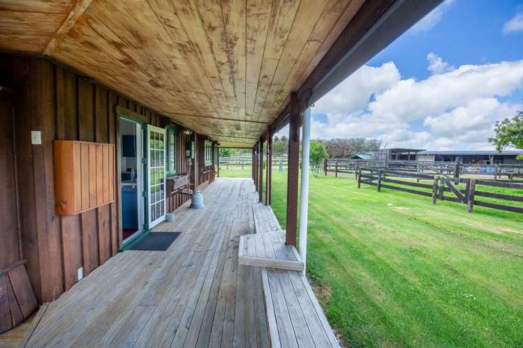 1189 Glenbrook Road Glenbrook_13