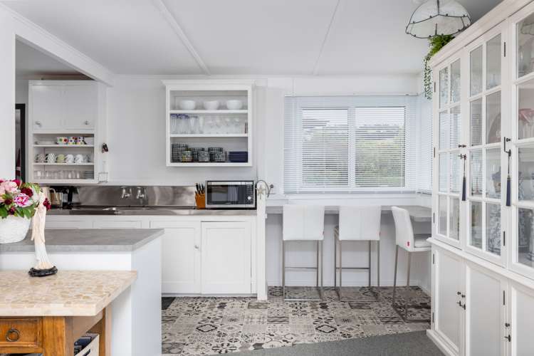 17 Whero Avenue Diamond Harbour_8