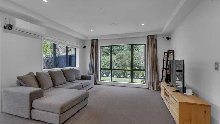 36 Robert Duncan Road Belfast_6