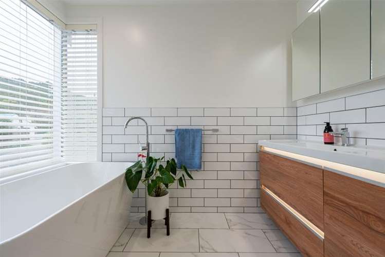 11 Swansea Street Khandallah_2