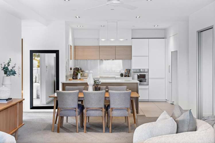 104/2 Bluegrey Avenue_4