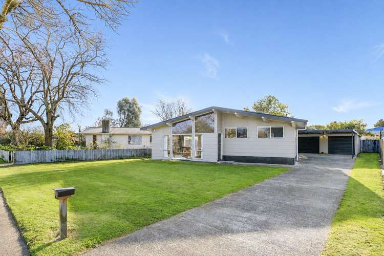 76 Oakfield Crescent_0