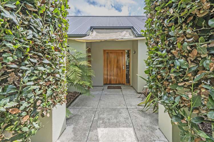 34 Stott Drive Darfield_4