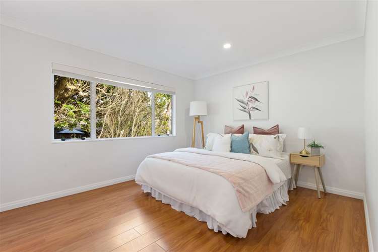 38 Jane Eyre Drive Somerville_24