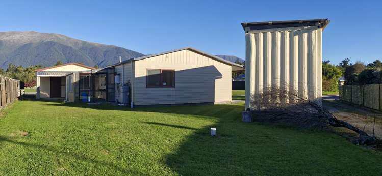 1 Nyhon Place Haast_9