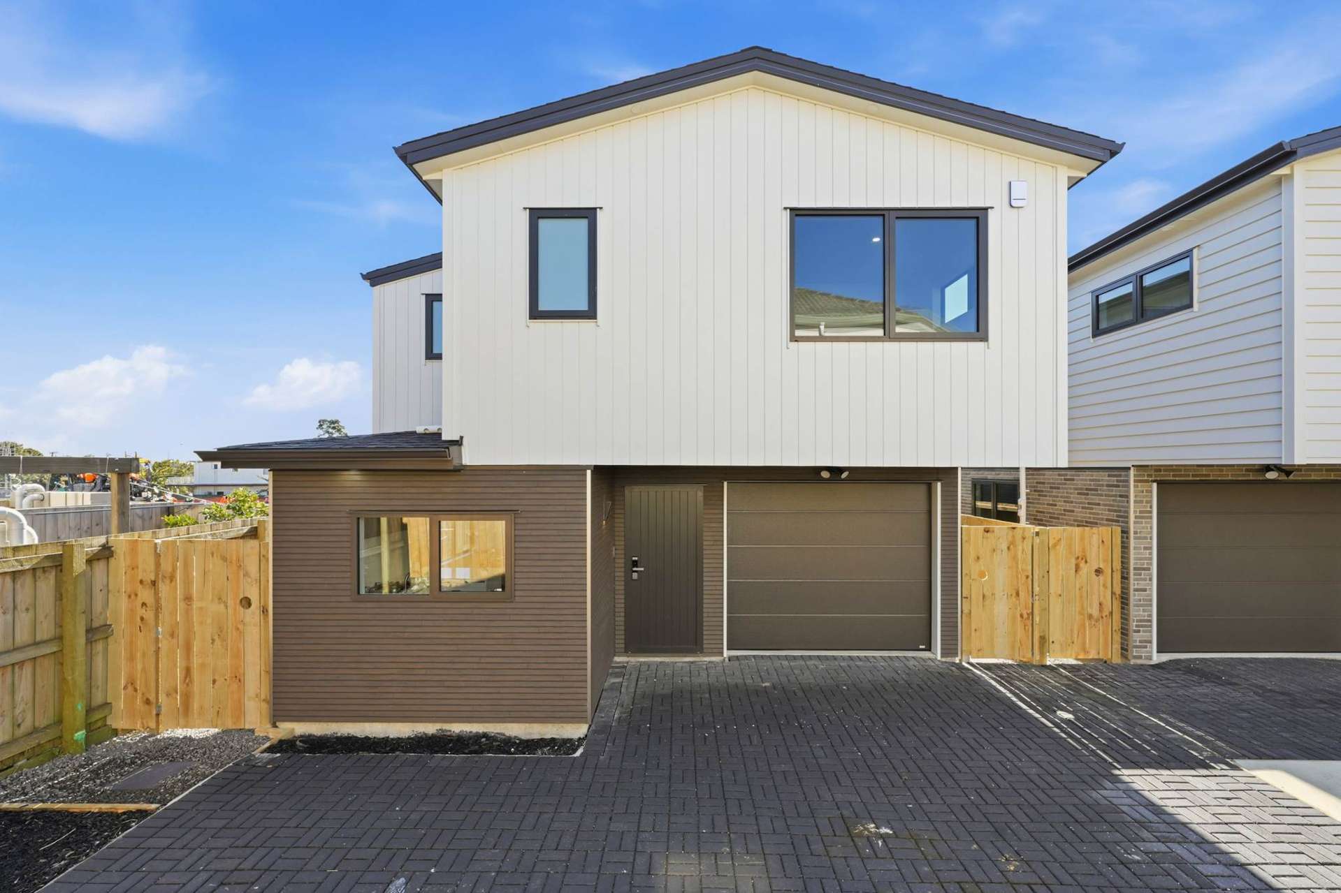 Lot 3 & 8/9 Malam Street Glen Eden_0