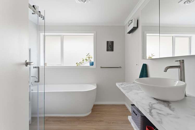 68 High Street Mosgiel_19