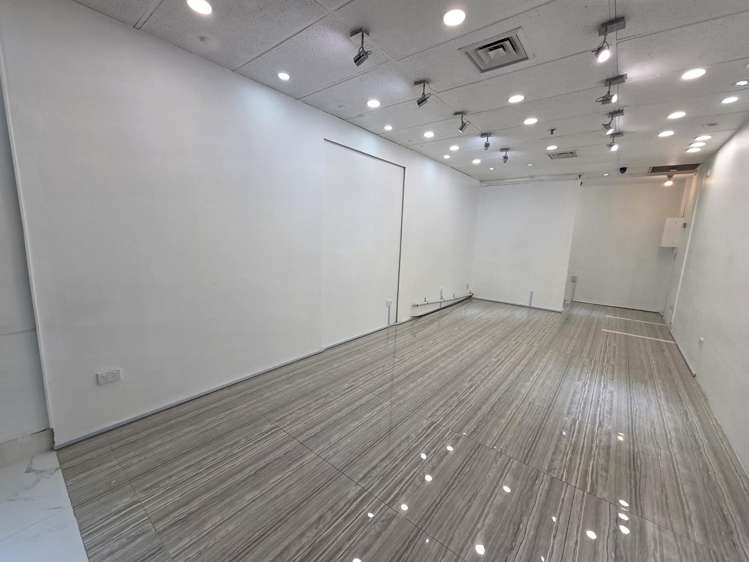 16/239 Queen Street Auckland Central_2