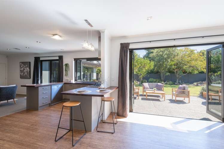 10 Lucy Murcott Place Stoke_10