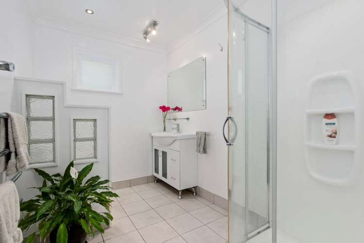 799 West Coast Road Oratia_15