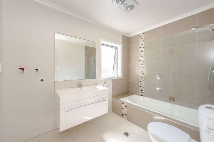 9 Foxbury Court Rototuna North_12
