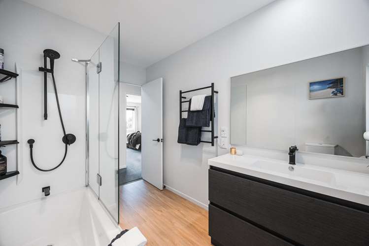 22 Whangaparaoa Road Red Beach_24