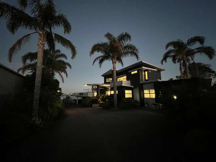 21 Hillcrest Road Otumoetai_2