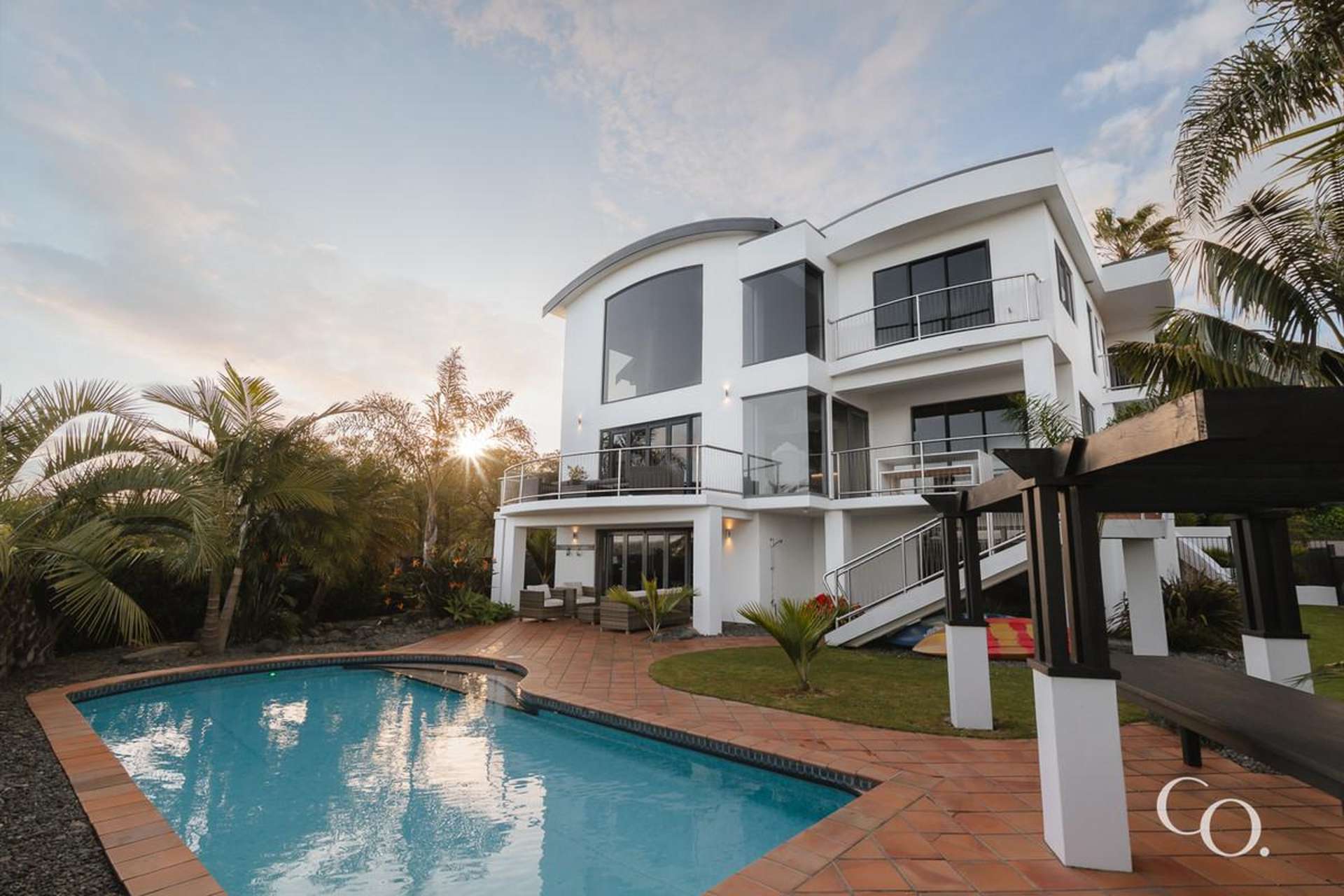 1 Seventeenth Avenue Avenues_0