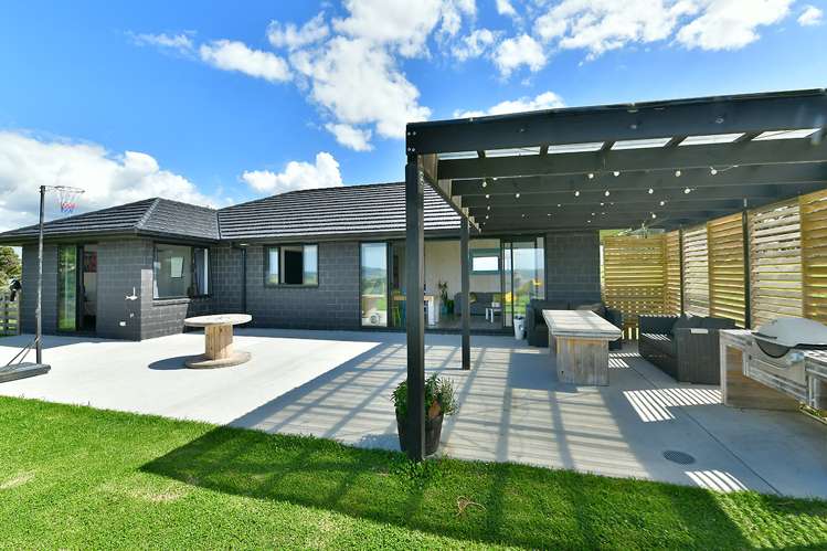 87 Sheffield Road Helensville_0