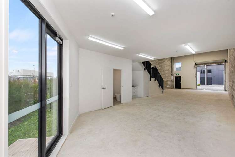 4/4 Spring Garden Avenue Westgate_9