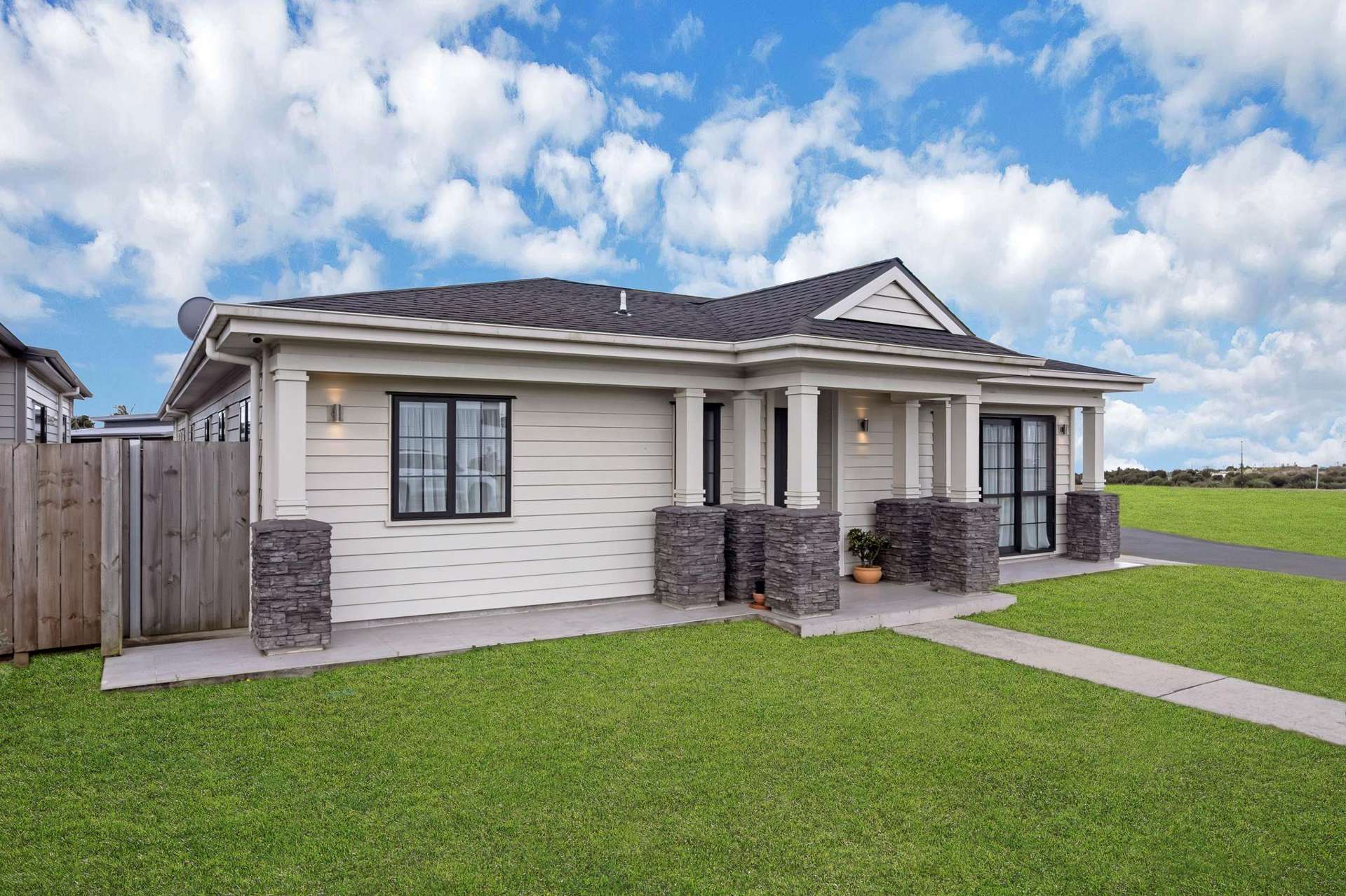 10 Poutawa Lane Clarks Beach_0