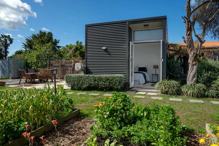 609 Frederick Street West Mahora_17