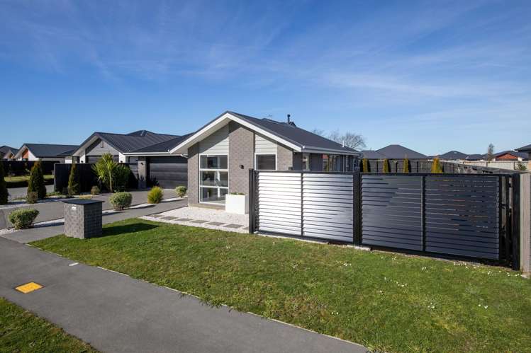 10 Feather Place Rolleston_23