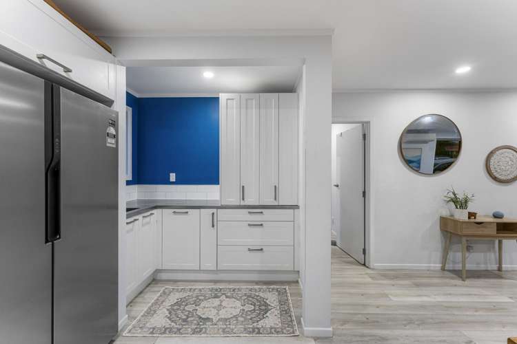 42 Harwood Crescent Otara_11