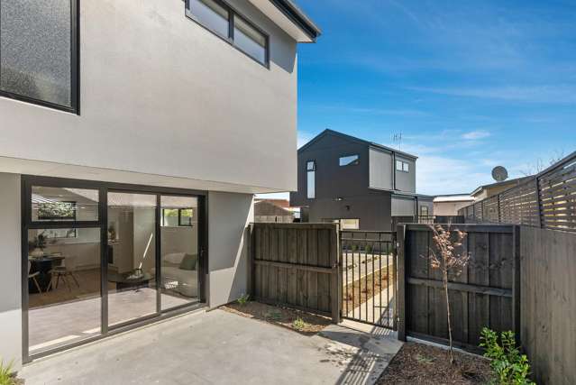 1-4/15 Feilding Street Addington_1