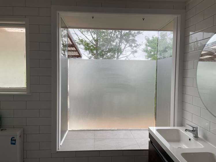 62a Captain Scott Road Glen Eden_13