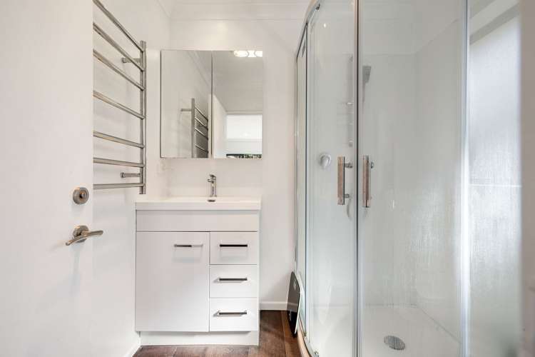 9 Christy Brown Place Leamington_15