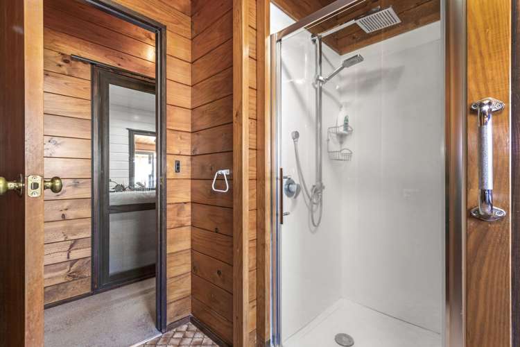 23 Cliff Street Raglan_16