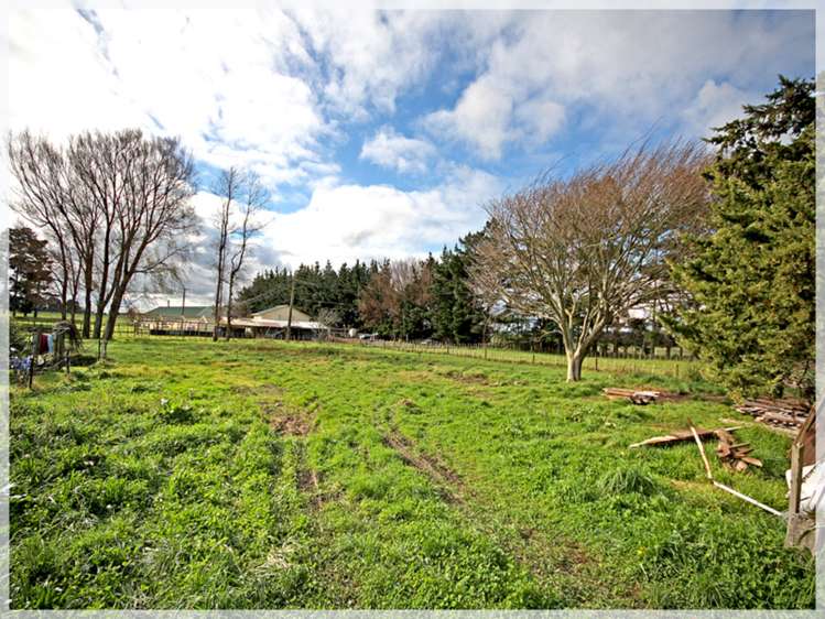 8 Rosina Road Tangimoana_16